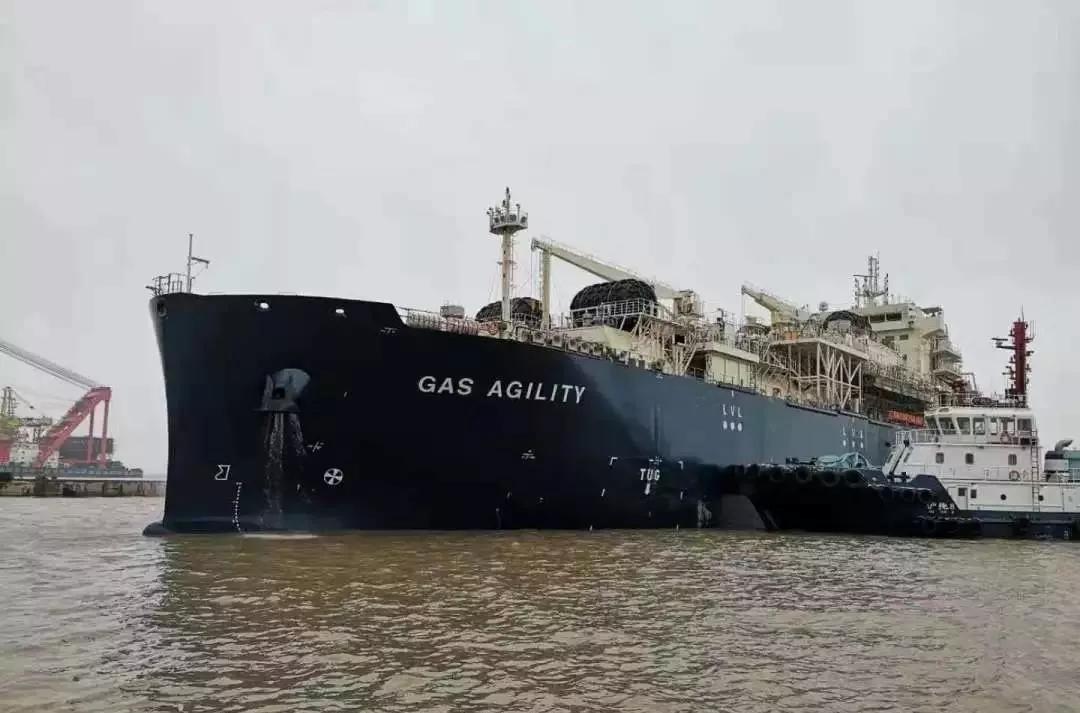 滬東中華:2型船同日進塢